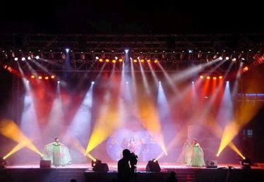 舞臺(tái)燈光設(shè)備_舞臺(tái)燈光設(shè)備供貨商_供應(yīng)北京舞臺(tái)燈光設(shè)備安裝公司_舞臺(tái)燈光設(shè)備價(jià)格_自然之音音響租賃